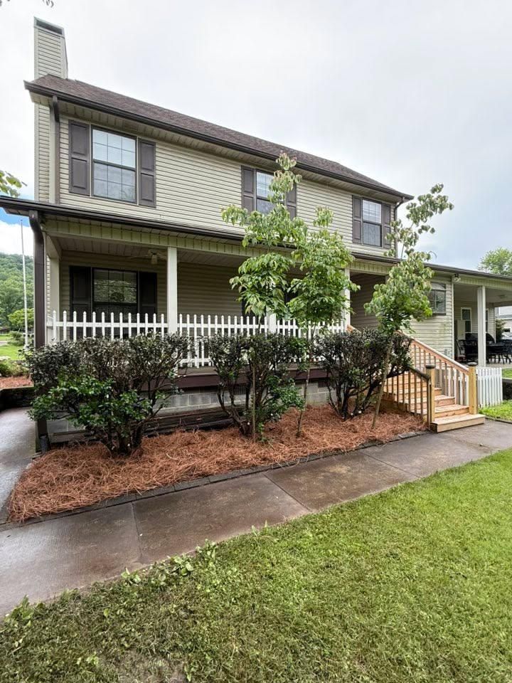 Lawn Care for Wesleys Landscaping in Clinton, TN