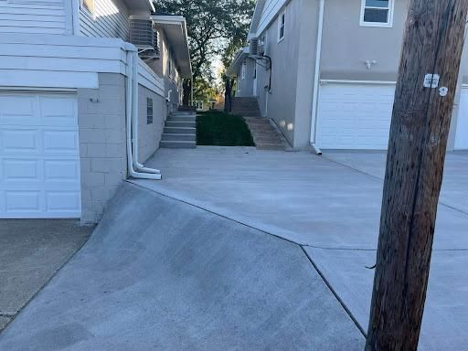 Concrete Steps for Divine Designs General Contracting LLC  in Minneapolis, MN