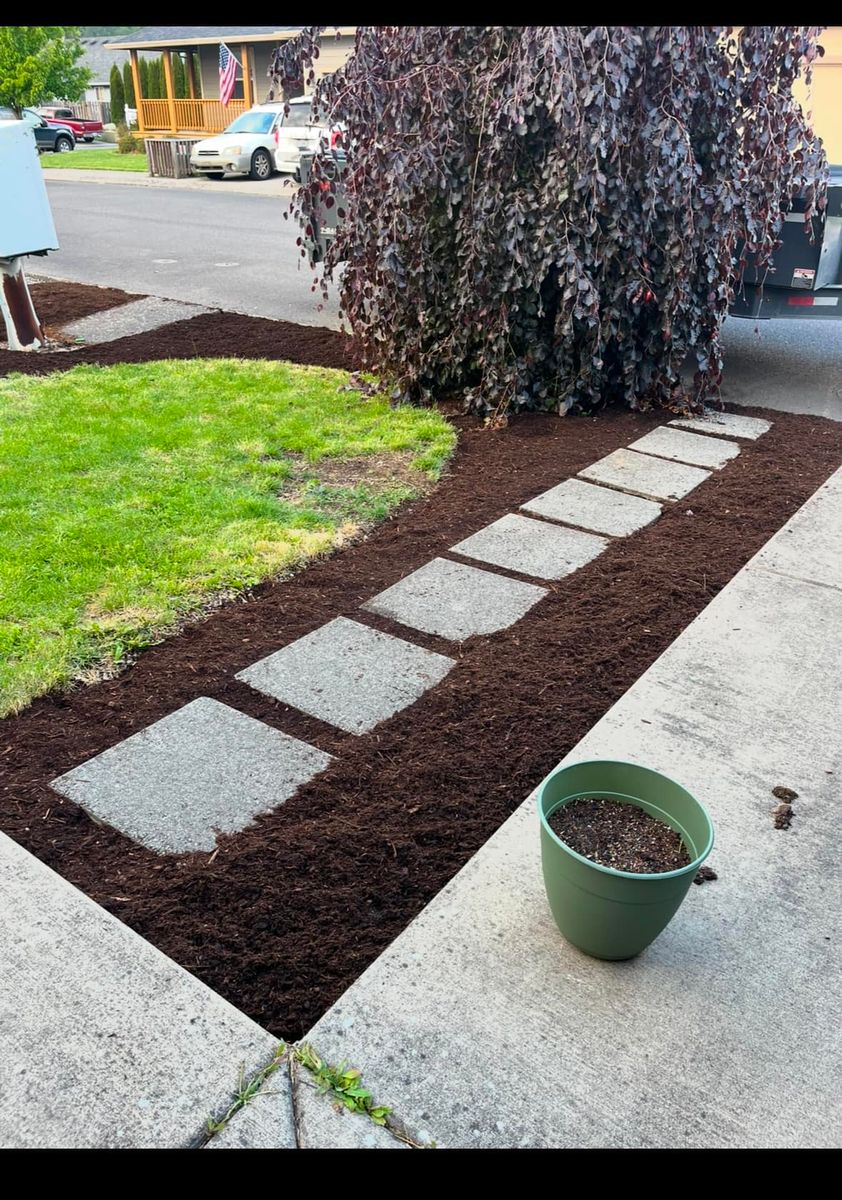 Landscaping for Ring Property Maintenance in Willamina, OR