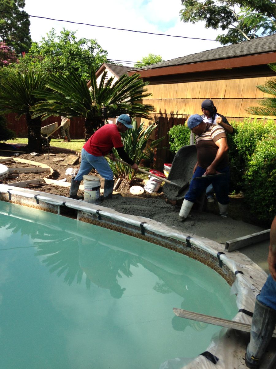 Pool Remodels for Texas Curb N Borders in Houston, TX