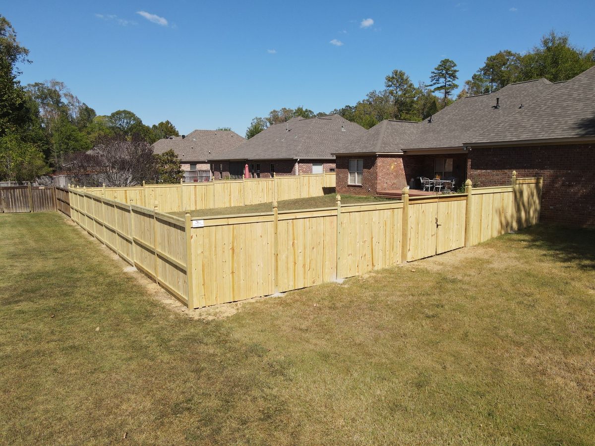 Residential Fence Services for Roberson Construction in Jackson, MS