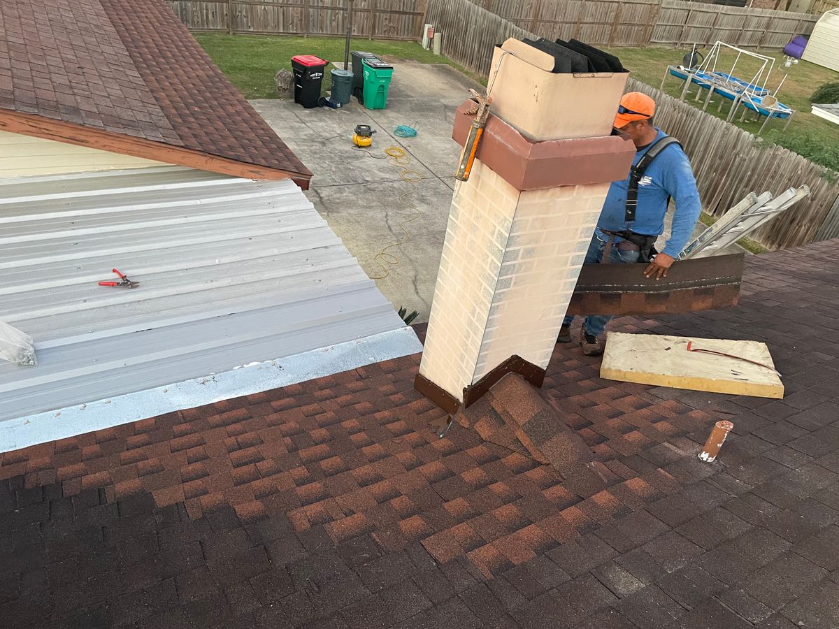 Roof Repair Services for E & E Roofing & Exteriors LLC in Baytown, TX