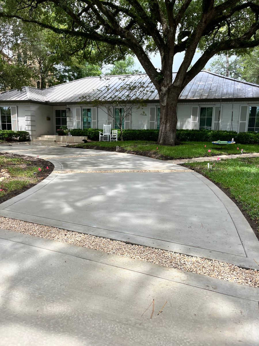 Driveways for BigTex Concrete Construction in Houston, TX