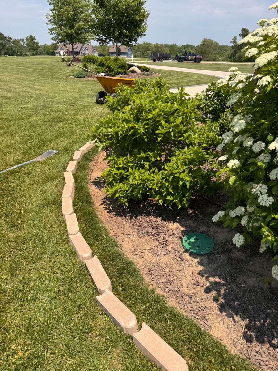 Edging and Mulch Installation for H&L Lawn Care LLC in Twin Lakes, WI