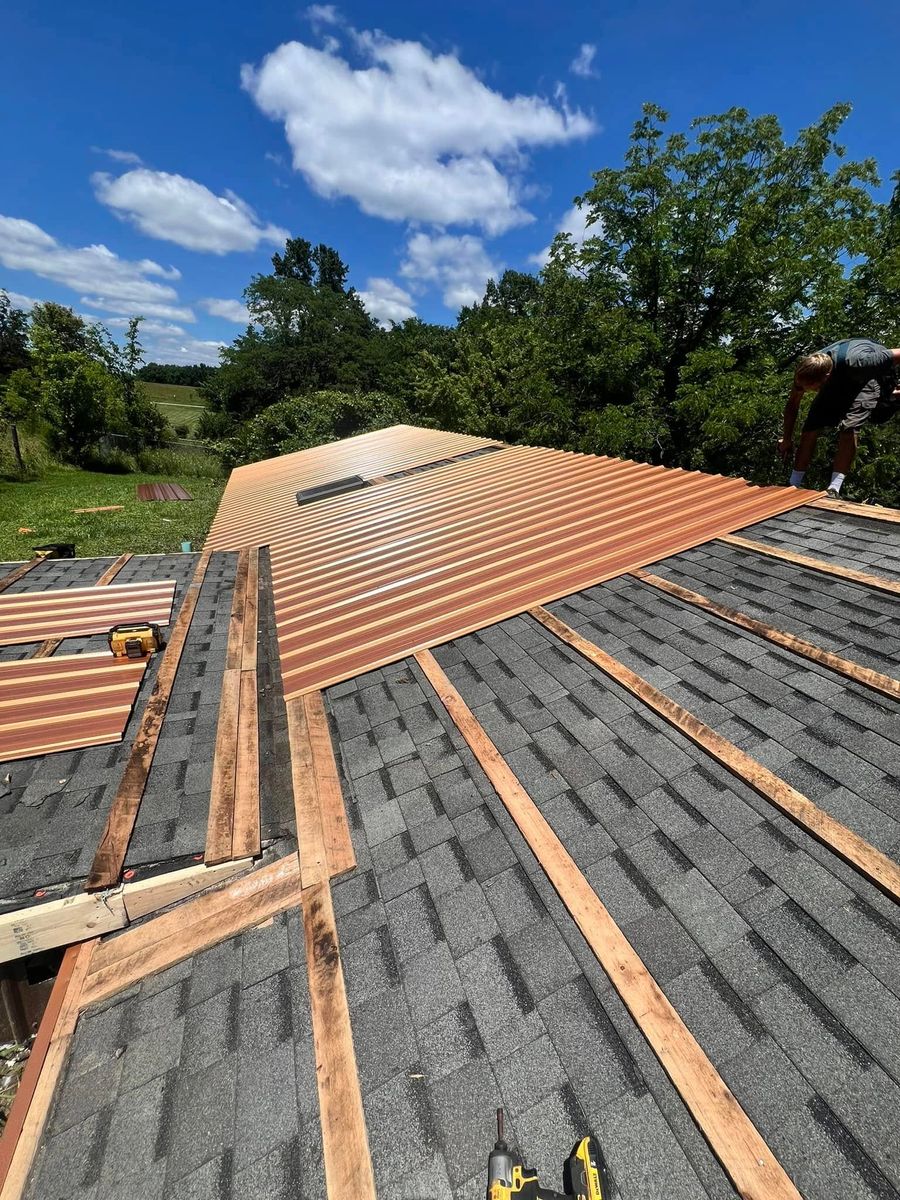 Metal Roofing for Elevated Roofing & Exteriors in Fulton, MO