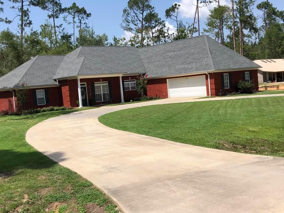 Fall Clean Up for Between The Hedges Landscape & Trucking LLC in Altha, FL