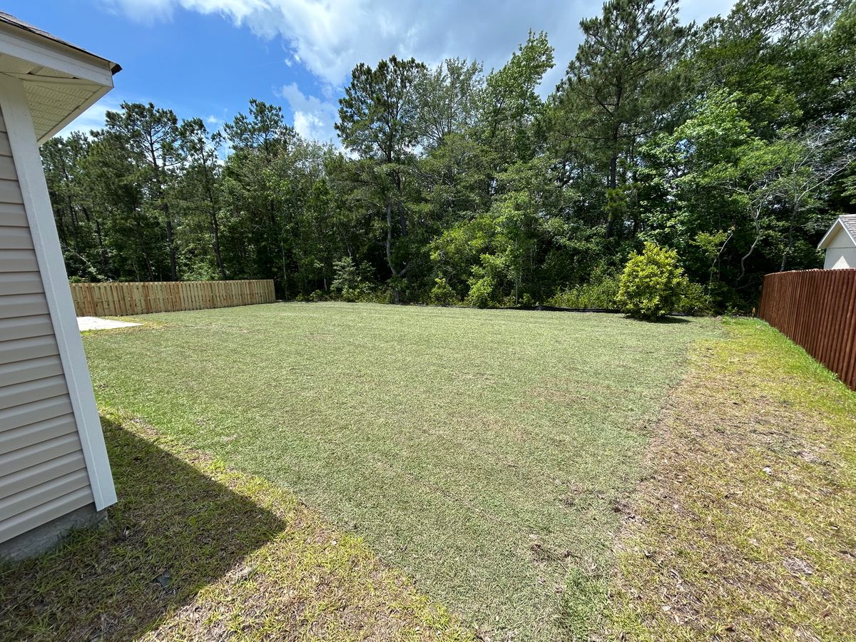 Lawn Maintenance for Top Notch Landscape in Sneads Ferry, NC