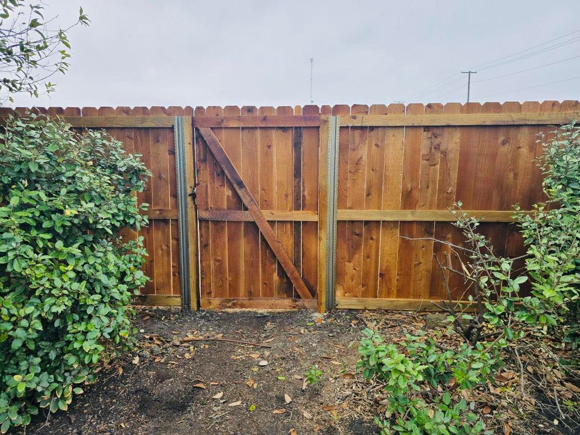 Gate Entrances for N. B. Fence & Landscape in New Braunfels, TX