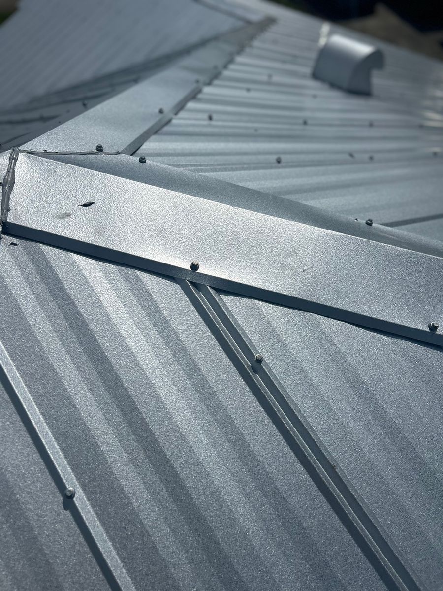 Metal Roof for Ridgecap Roofing in Port St. Lucie, FL