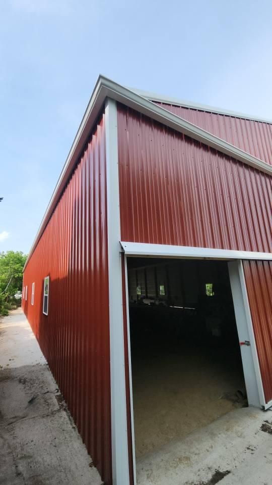 Seamless Gutter Installation for Top Hand Roofing and Gutter in Pomeroy, OH