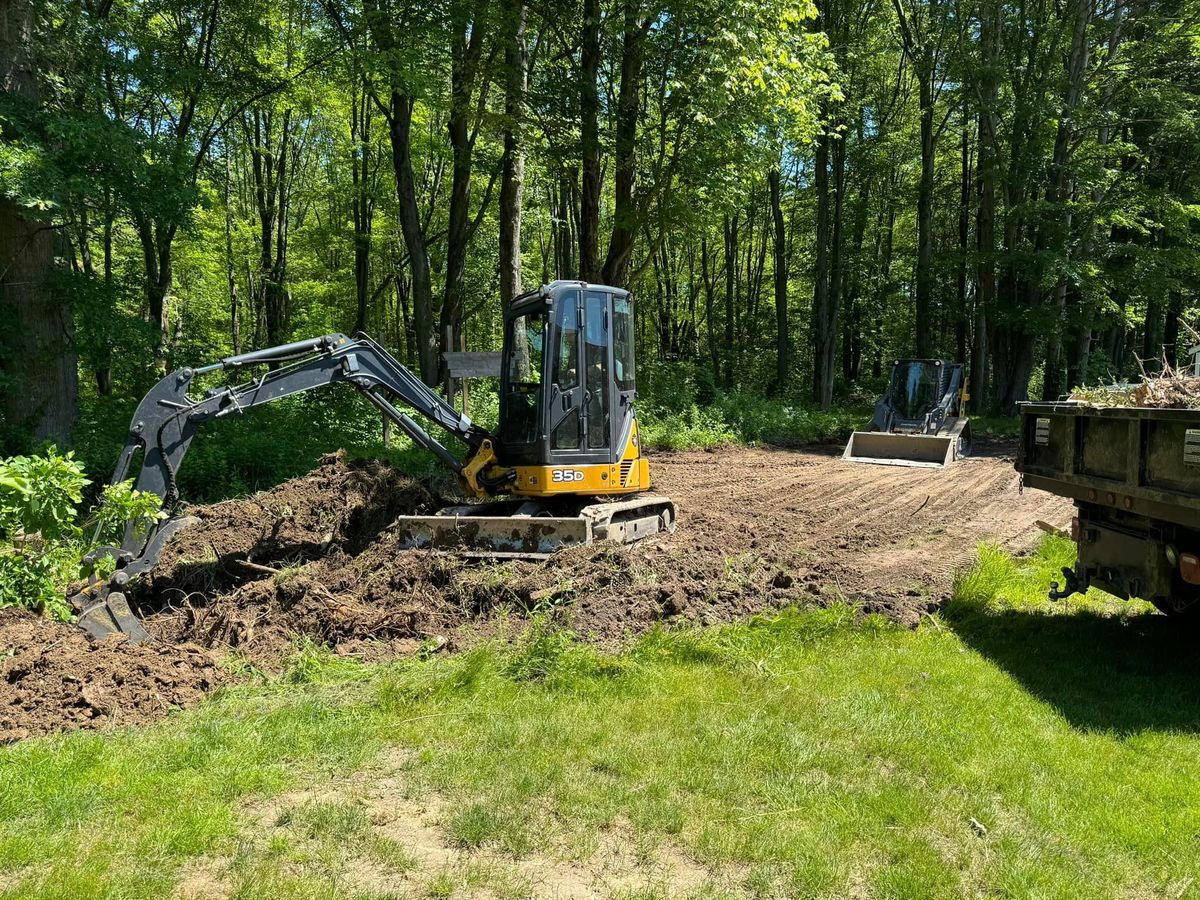 Excavation & Grading for Lennon Land Management in Suffield, CT