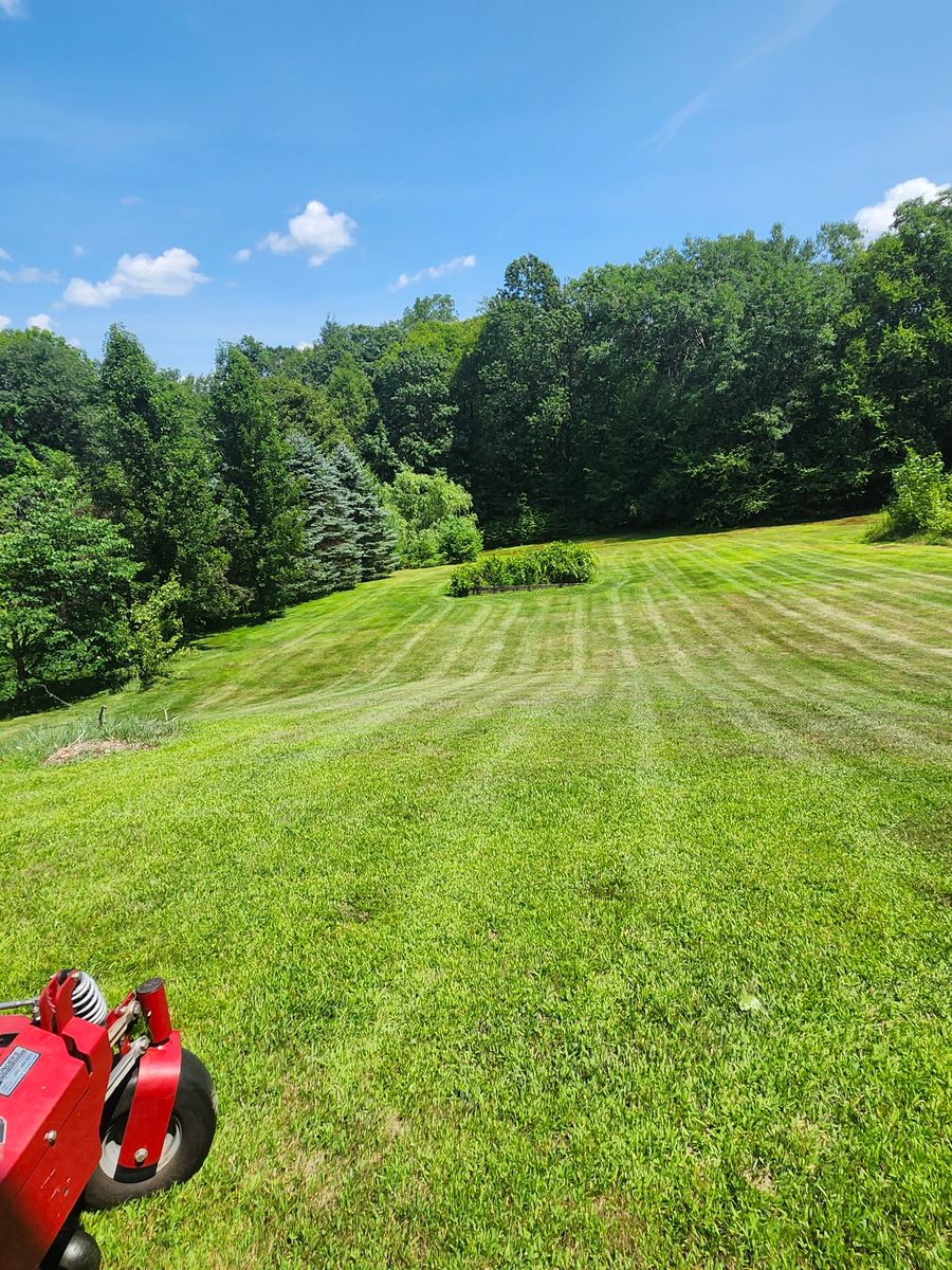 Landscape Installation for Landscape Innovations LLC in Torrington, CT