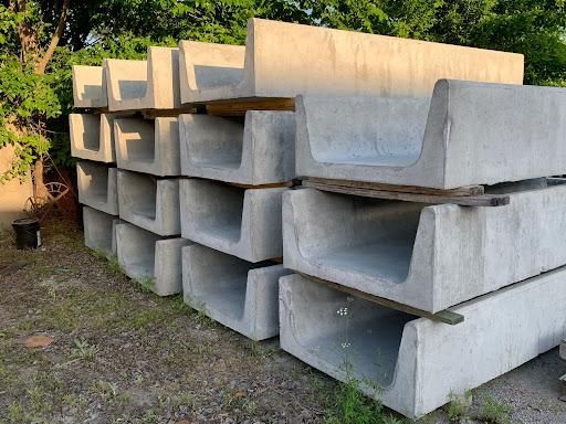 Concrete Feed Troughs for MannaS Precast Concrete LLC in Bay City, TX