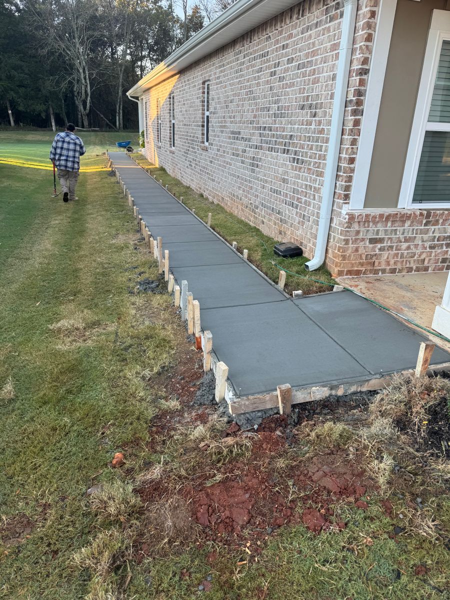 Sidewalk Installation for Tavarez Designs LLC in Huntsville, AL