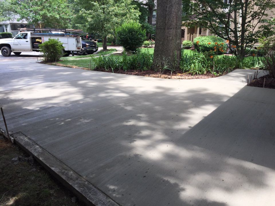 Concrete Driveway Installation for Dixie Concrete Masonry in Saint Leonard, MD