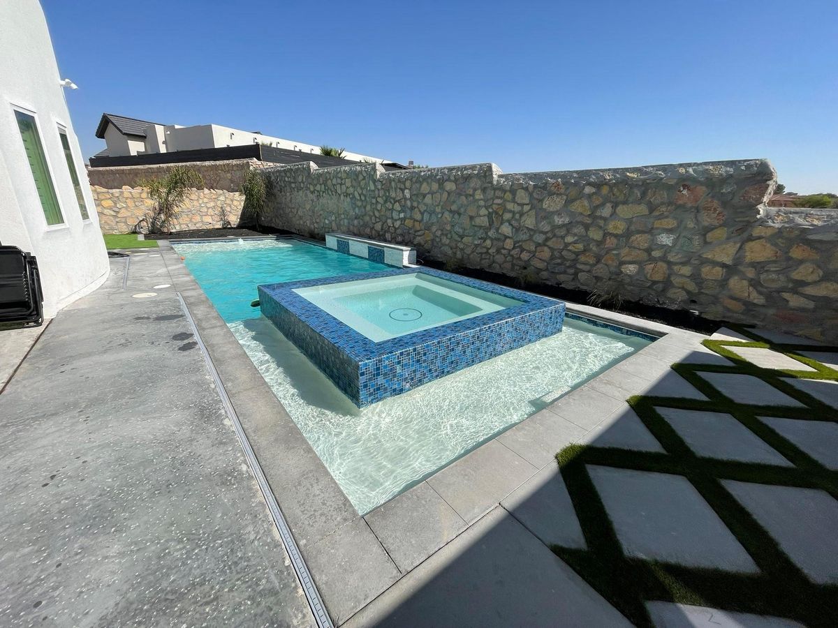 Custom Pool Construction for Alvarado Pool and Concrete in El Paso, TX