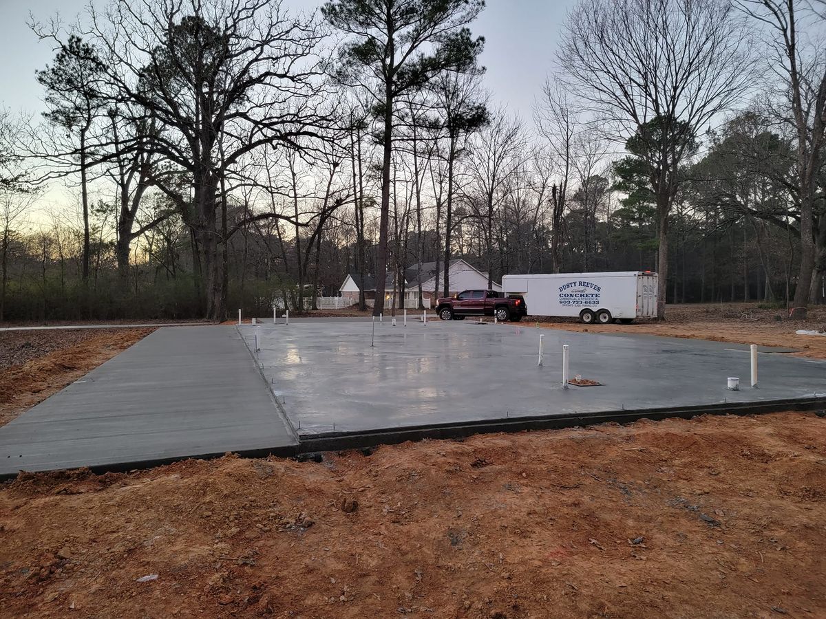 Concrete Repair for Dusty Reeves Concrete in Bloomburg, TX