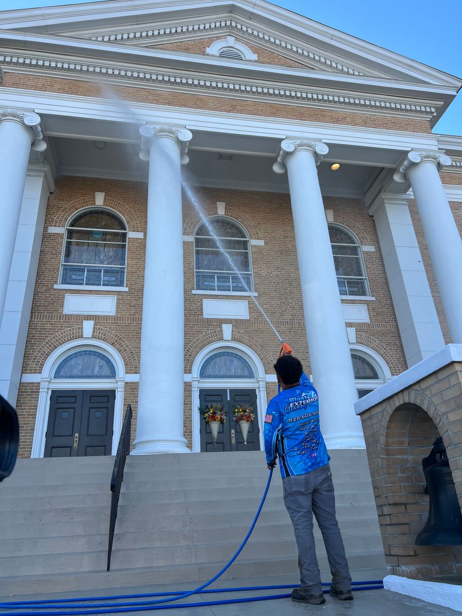 Concrete Cleaning for Blast Exterior Cleaning in  Hendersonville, NC