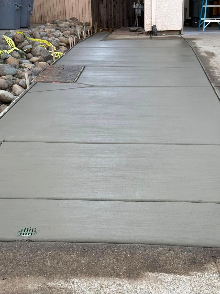 Sidewalk Installation for 4 Seasons Concrete Inc. in Gardena, CA
