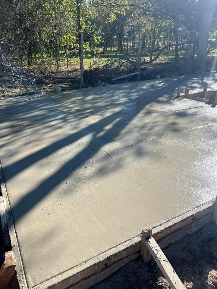 Concrete Construction for King Services in Seguin, TX