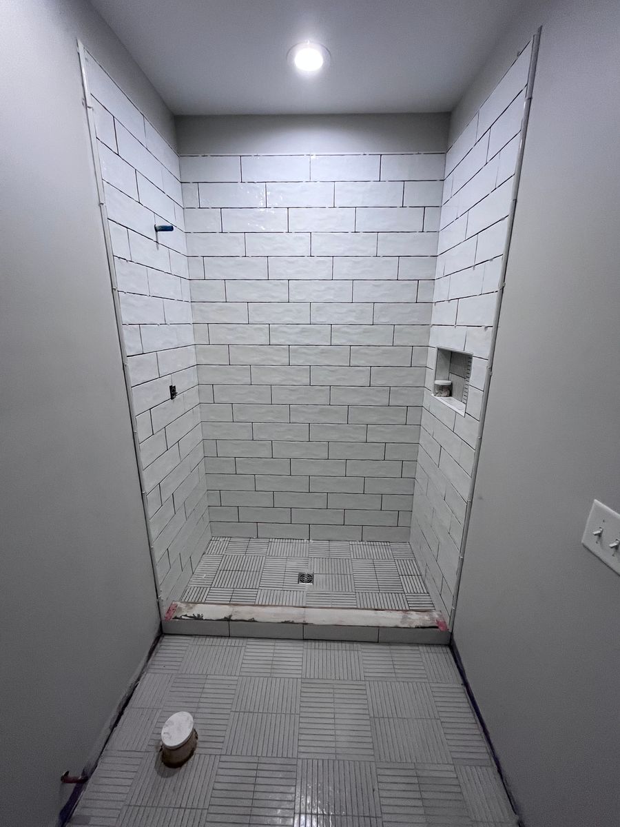 Floor Installation for RAL Construction LLC in Lee County, AL