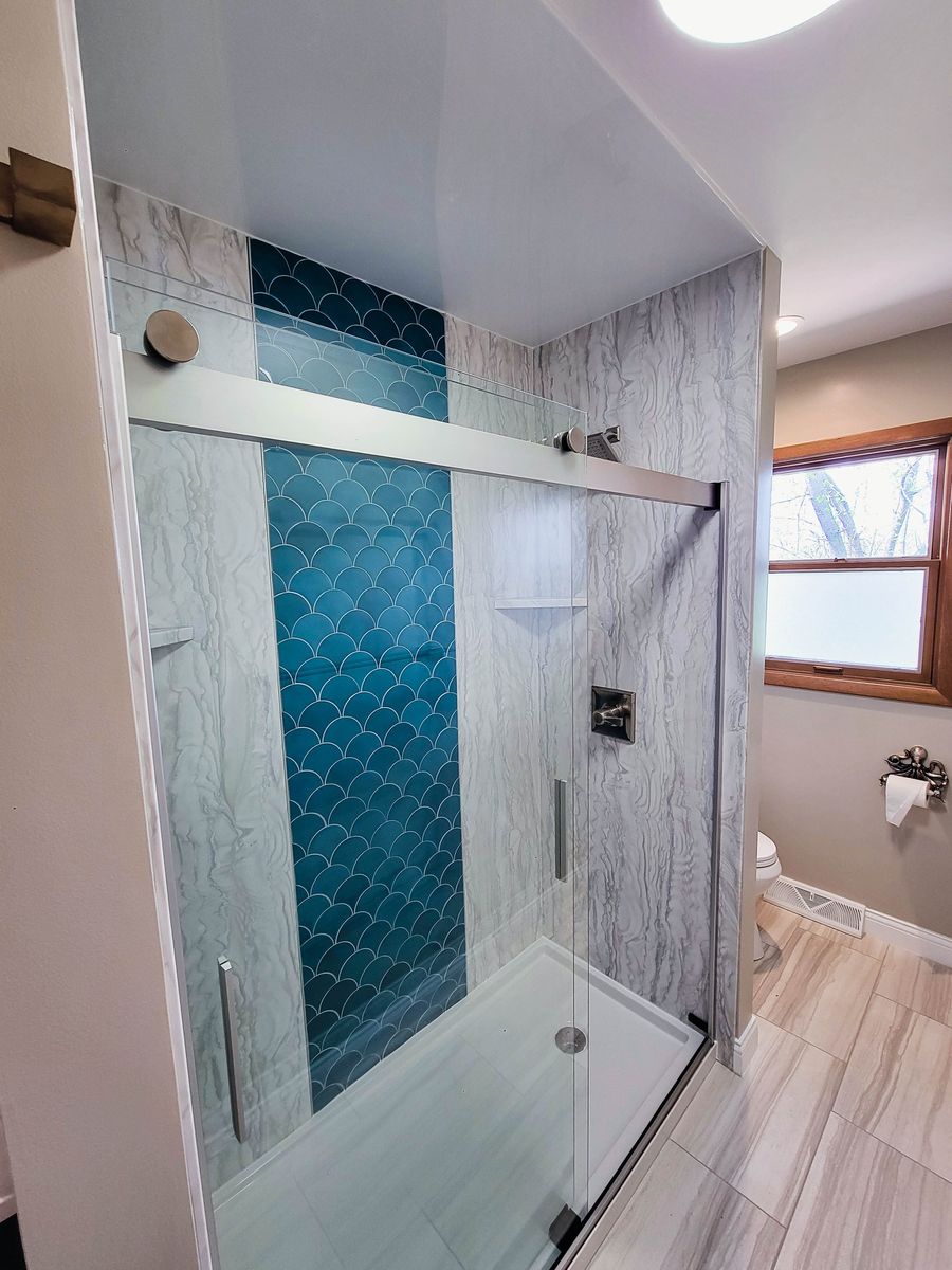 Bathroom Renovation for Thompson Construction in Uvalde, TX