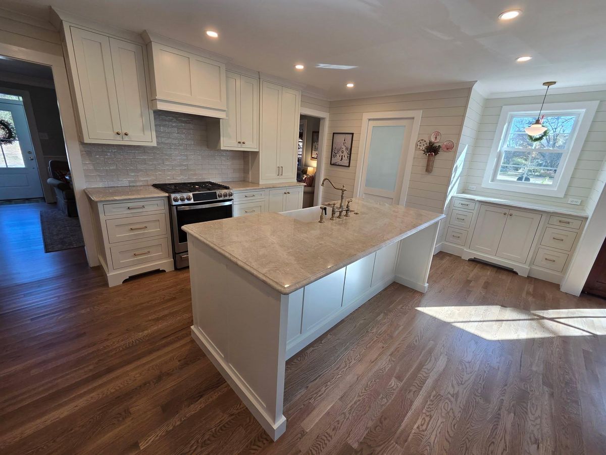 Kitchen Cabinets for Carolina Woodworks in Lyman, SC