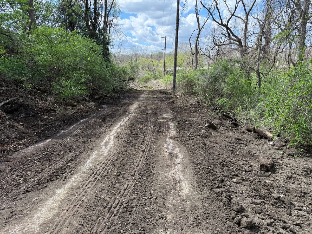 Gravel Road Grading for A1 Bush Hogging & Lawn Service in Columbus, OH