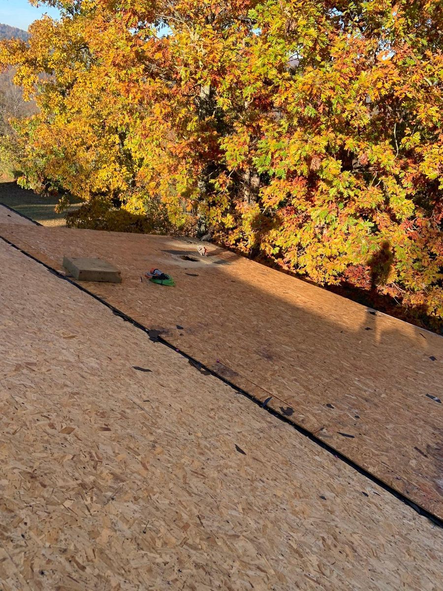 Roofing Replacement for Primetime Roofing & Contracting in Winchester, KY