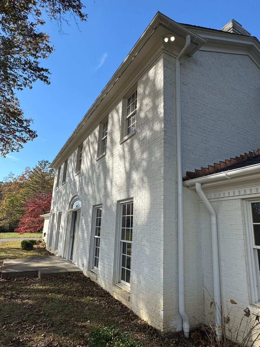 All forms of Siding metal and vynl for KY Gutter Pro & Specialty Roofing Systems in Monticello, KY