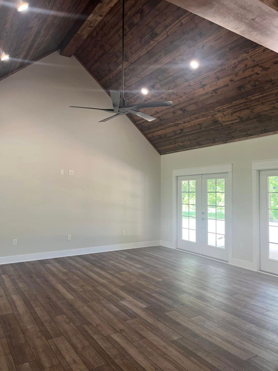 Flooring for H2 Custom Homes in Mineola, TX