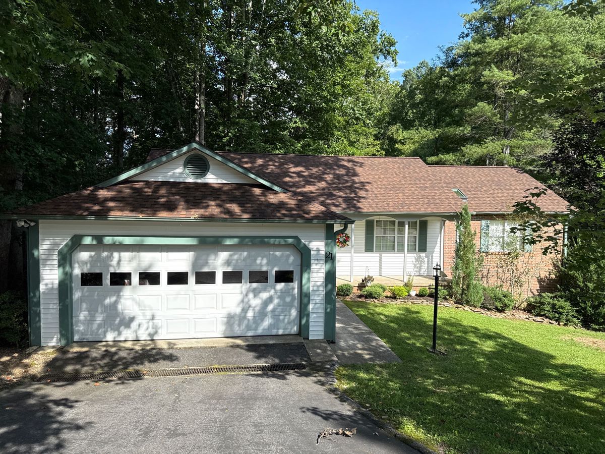 Roofing Replacement for RJ Roofing of WNC in Brevard, NC