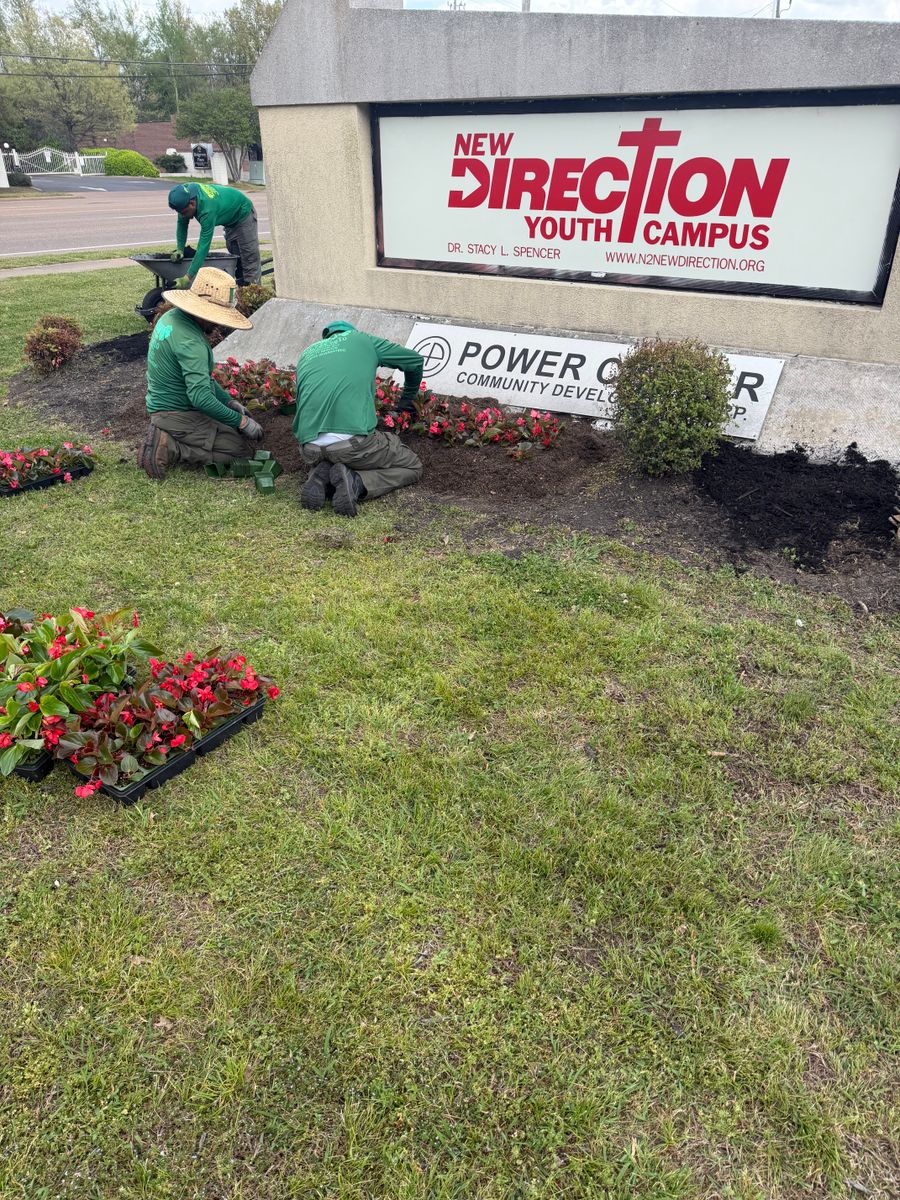 Mulch Installation and Flower Beds Service for Kingdom Landscaping in Memphis, TN