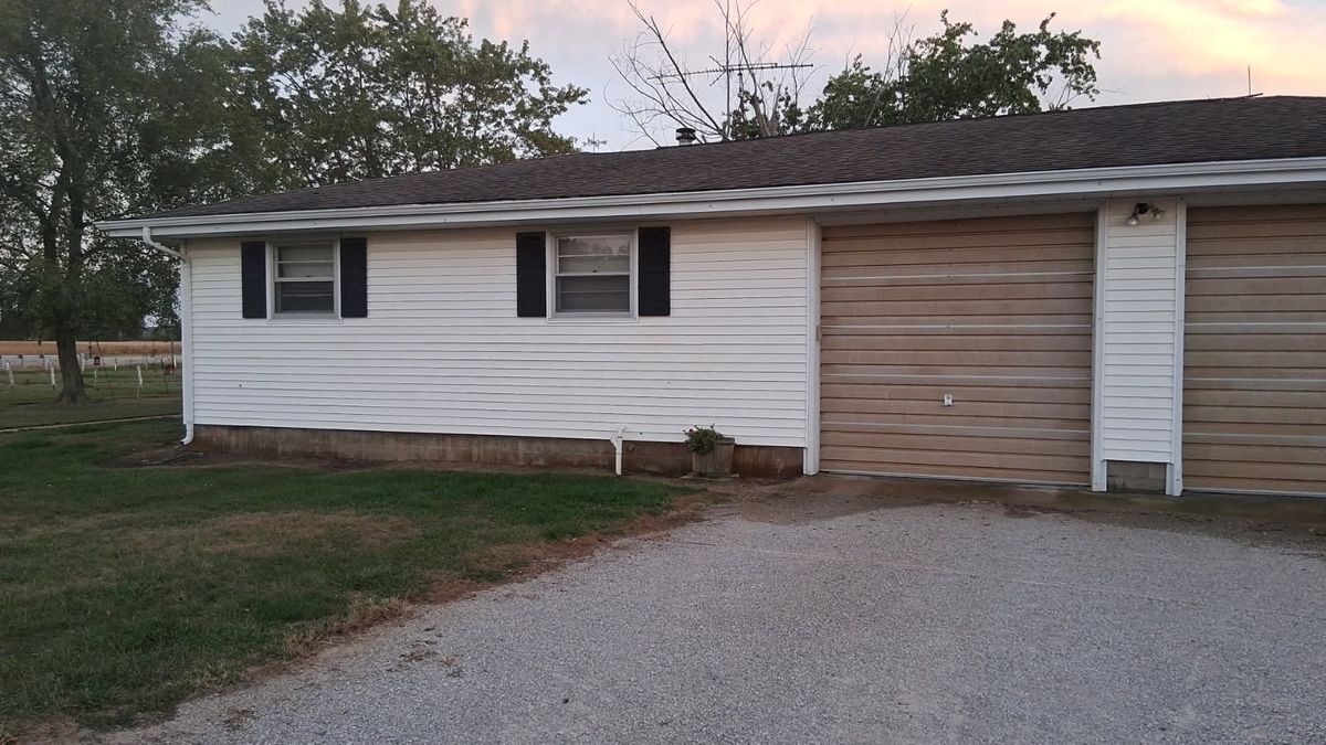 House Wash for Haskett Pro-Wash in Newton, IL