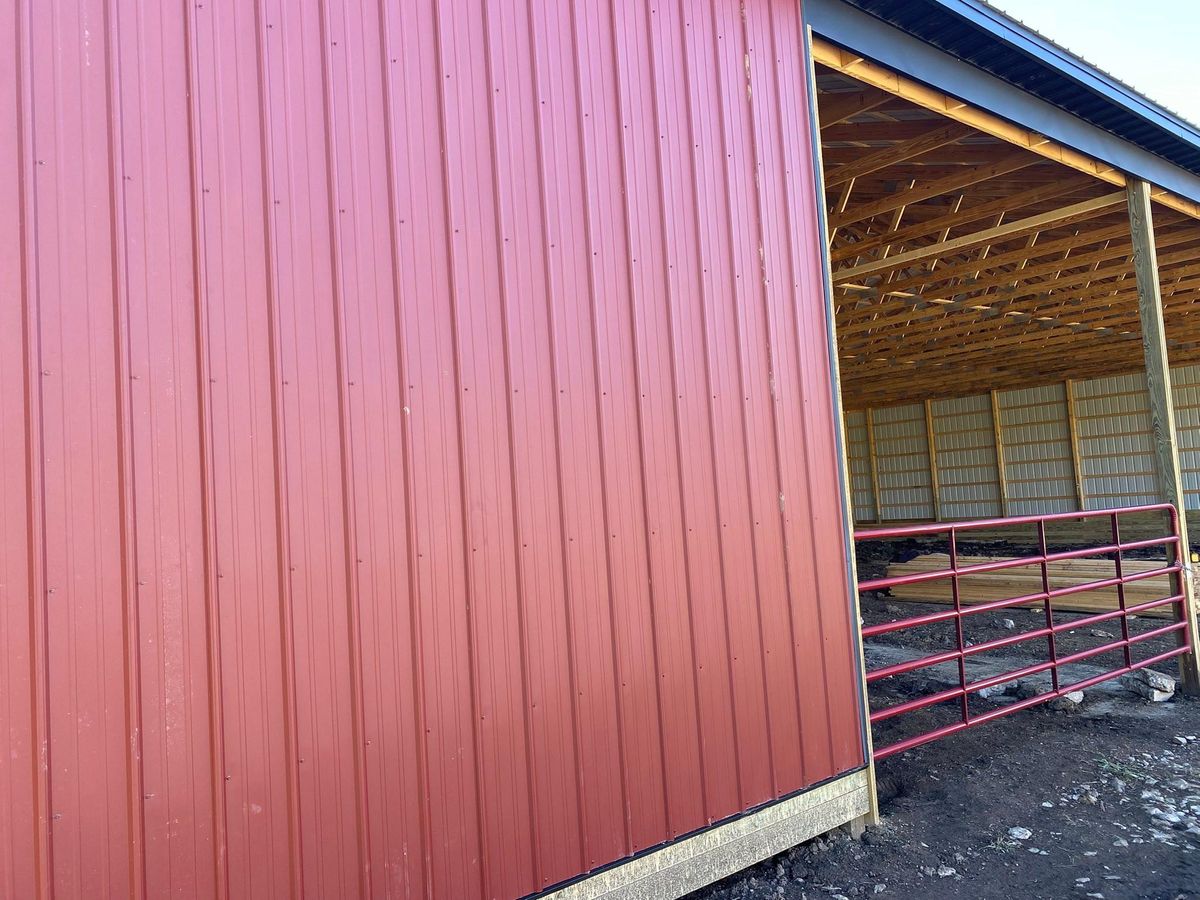 Barndominums for Elite Amish Roofing in Jackson, OH