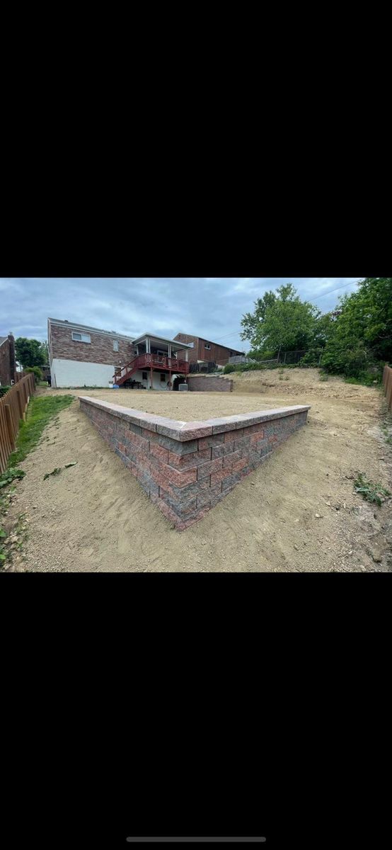 Retaining Wall Construction for STS Custom Concrete in Butler County, PA