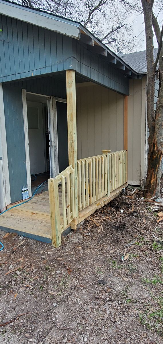 Fencing and Decking  for James Ellis Contracting in Kyle, TX
