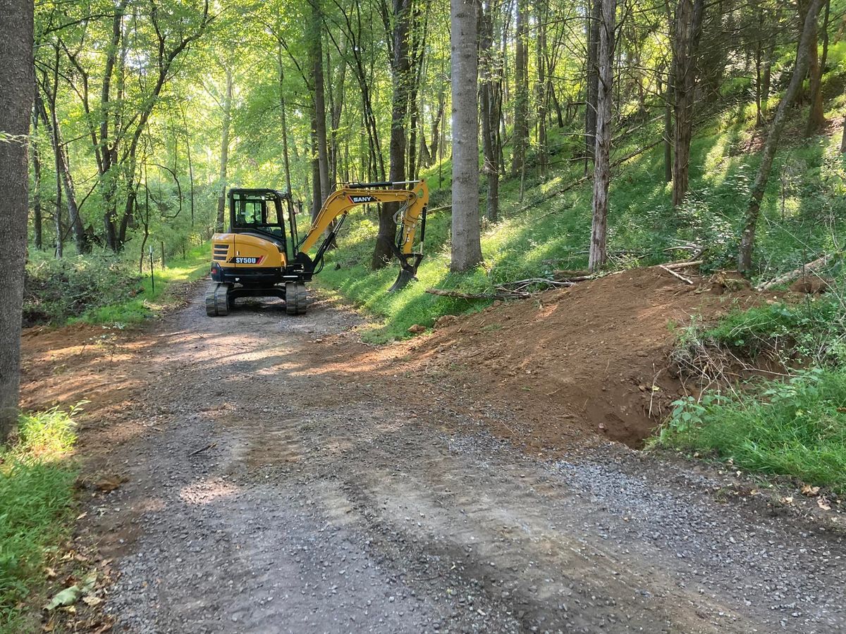 Landscaping for 9999 Building and Renovation LLC in Warrenton, VA