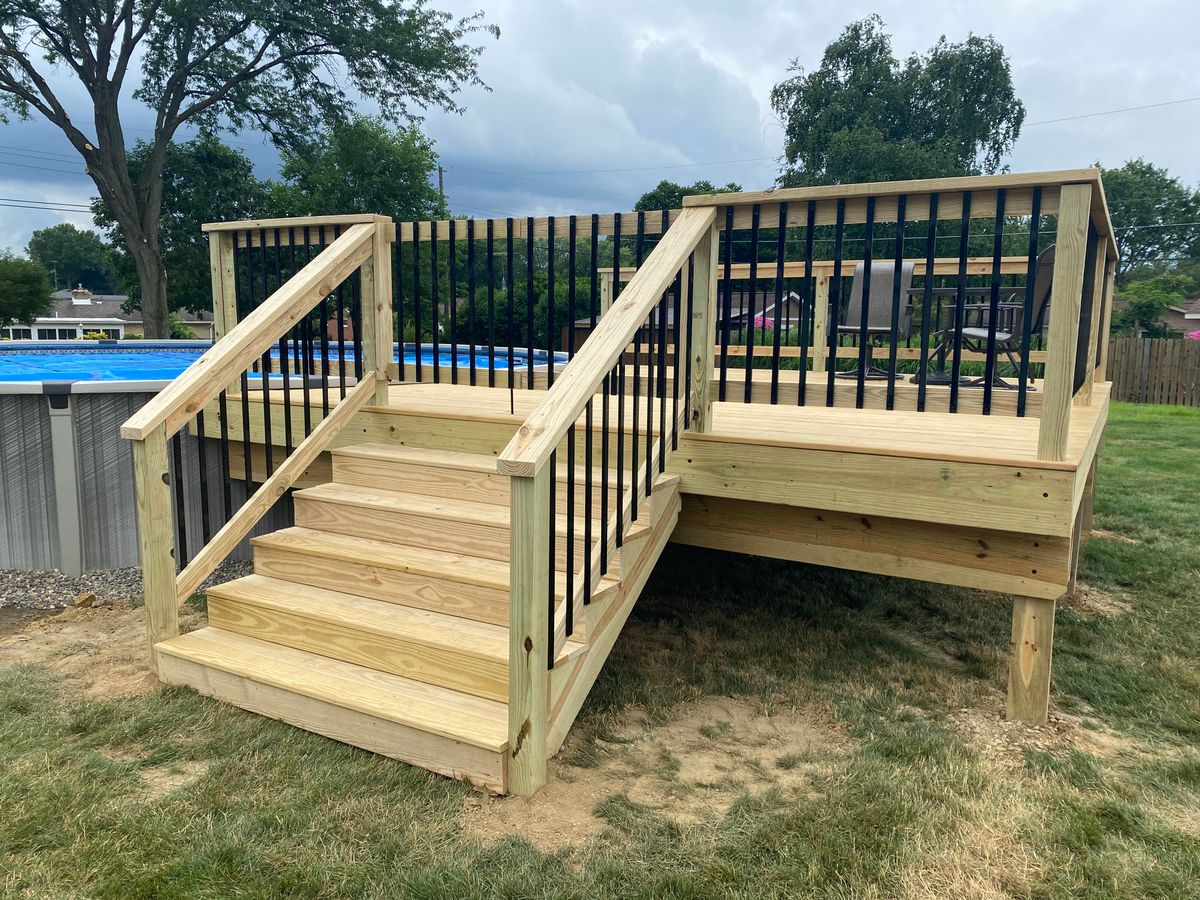 Deck & Patio Installation for Full Circle Design in Louisville, OH