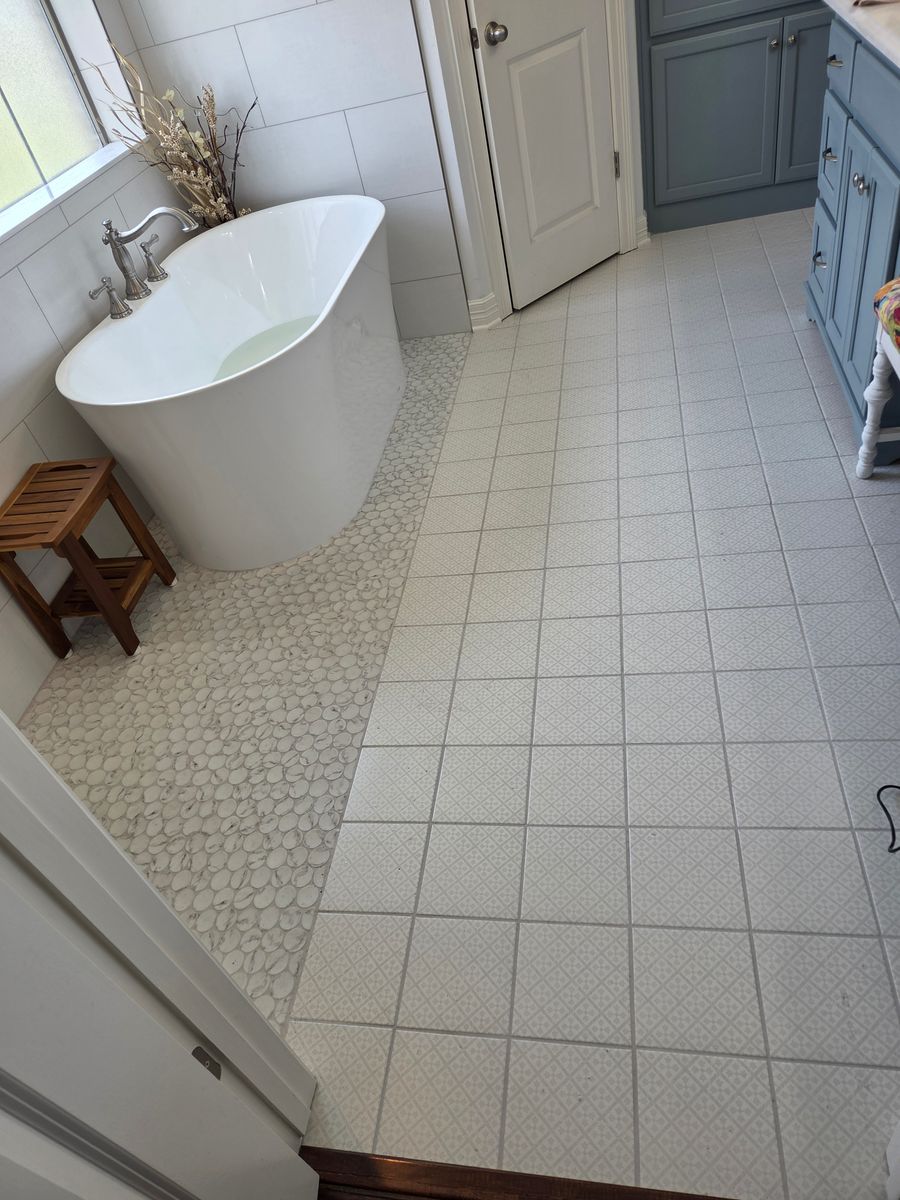 Floor Installation for D&J Custom Floors in Nederland, TX