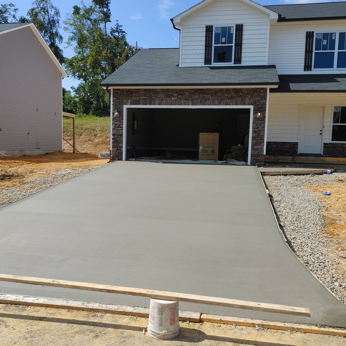 Sidewalk Installation for Tommy Moore Construction in Anderson County, TN