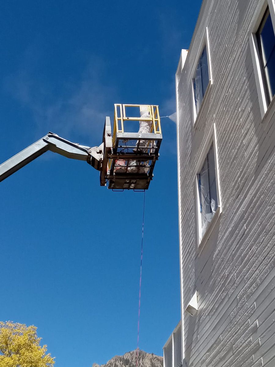 Pressure Washing for Mountain Custom Painters LLC in , 