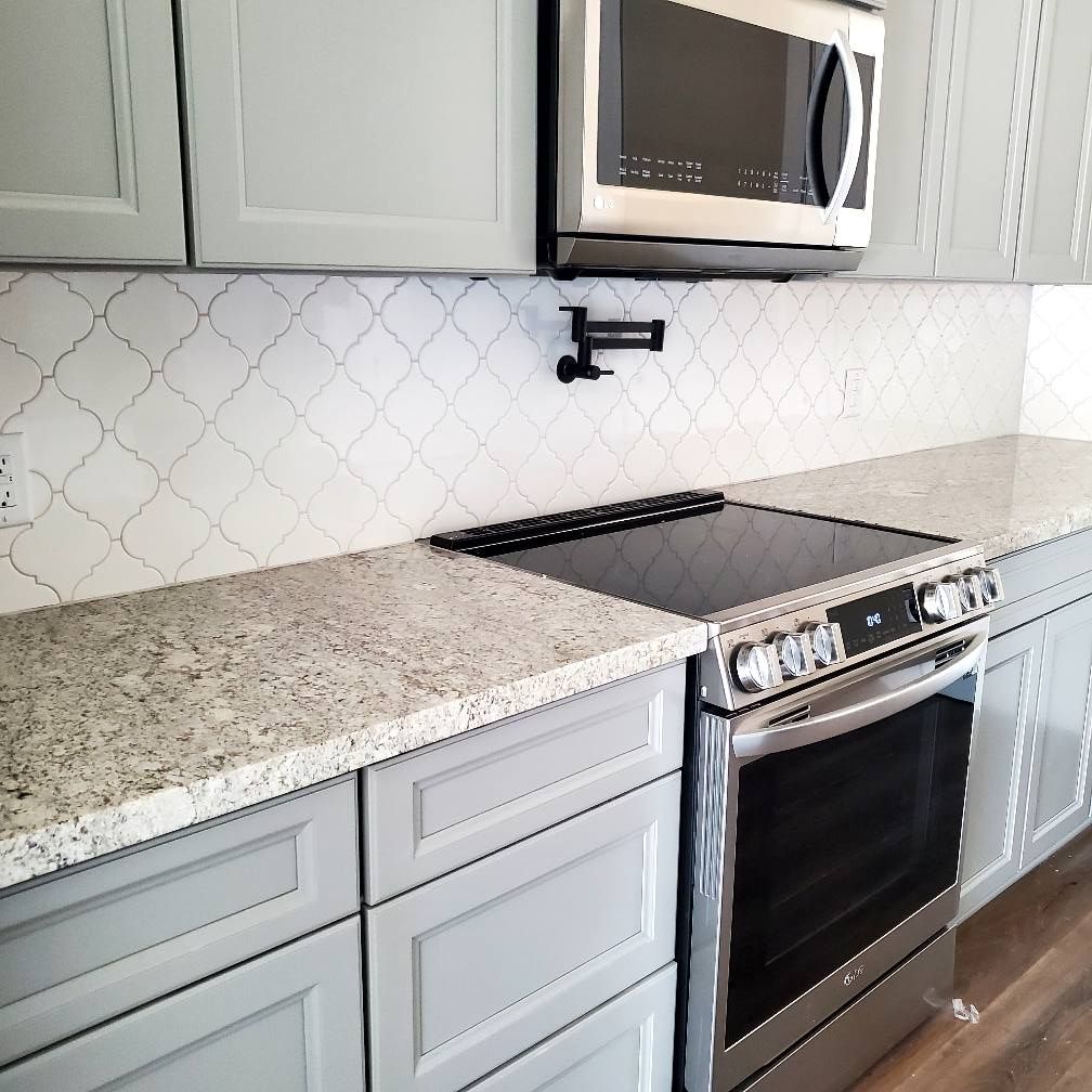 Backsplash for D&J Custom Floors in Nederland, TX