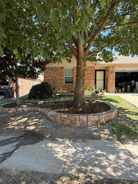 Flowerbed Installation for Rojas Contractors in Fort Worth, TX