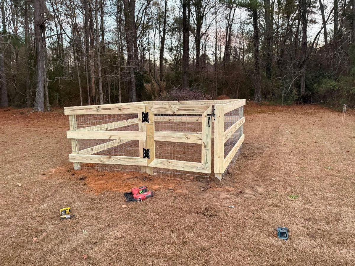 Wood Privacy for 4 In The Fire Fencing LLC in Darlington, SC