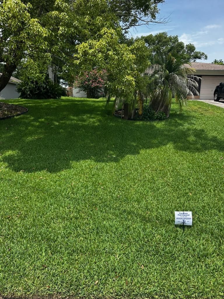 Lawn Spraying for Garrison Pest Control Inc in Hernando County, FL