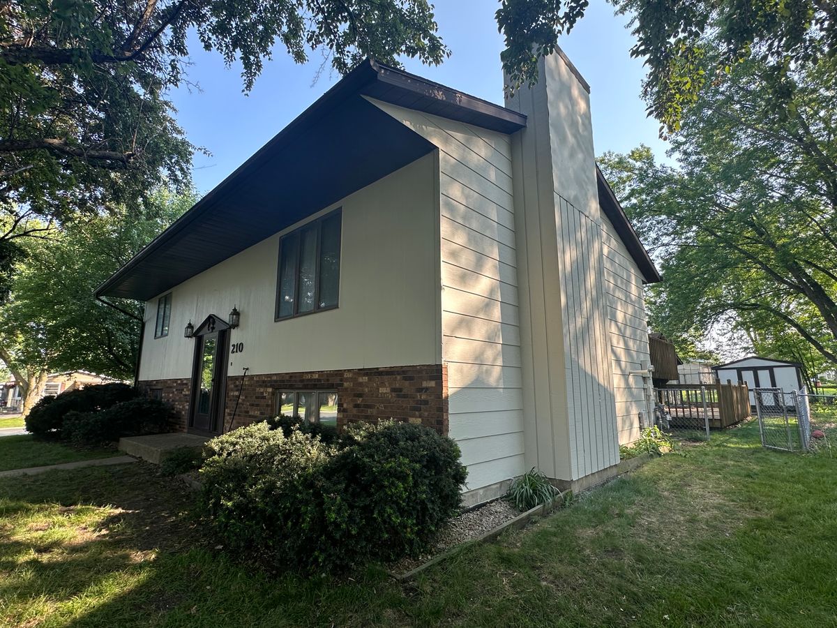 Exterior Painting for Kneeland Painting LLC in Rochester, MN