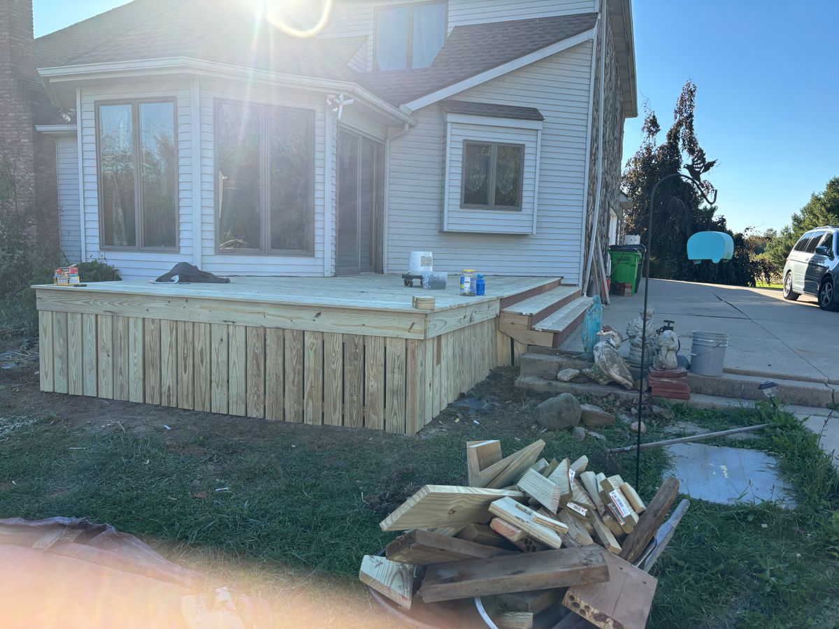 Deck & Patio Installation for Fixin’ Hixson’ in Medina, OH