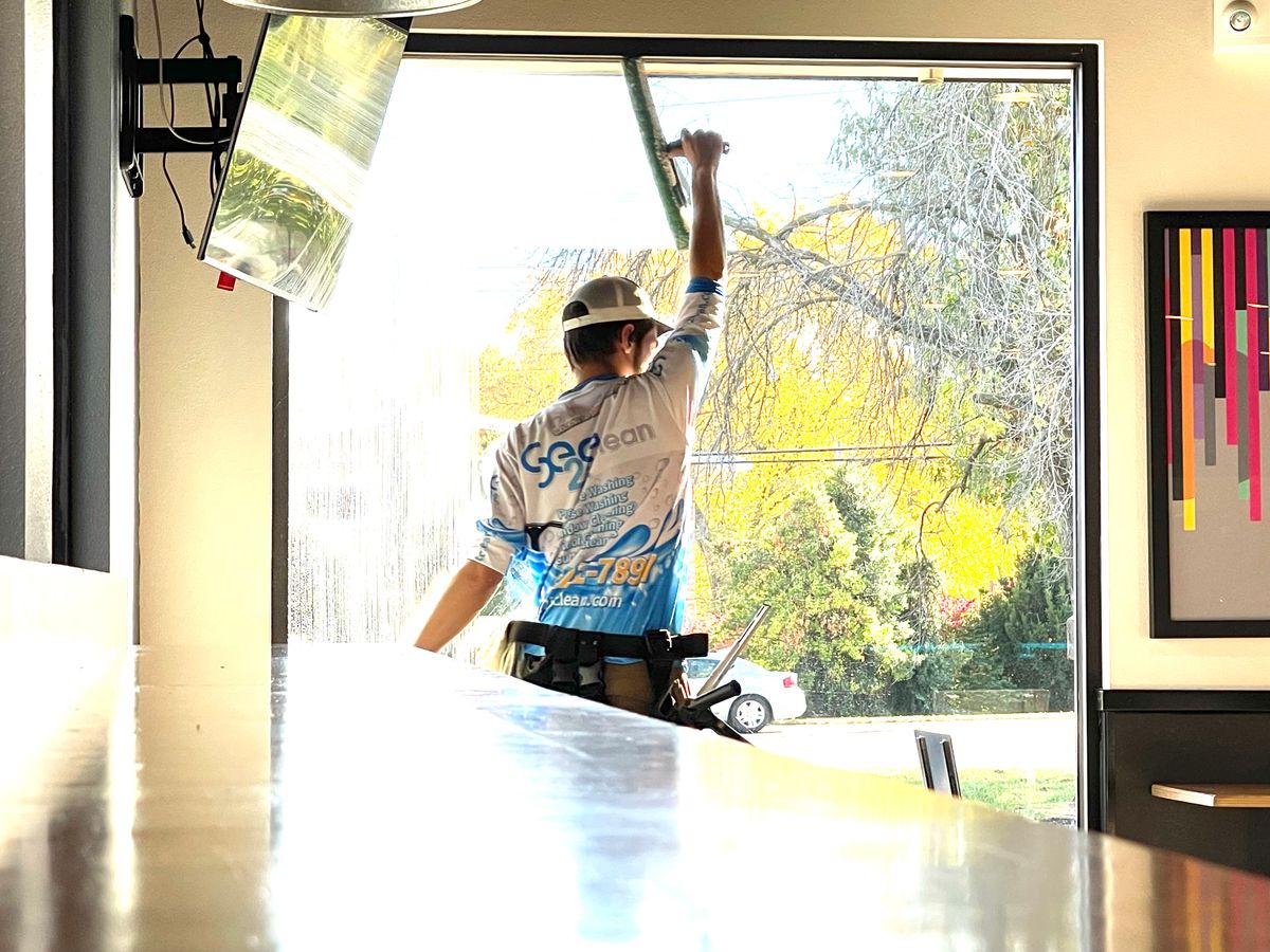 Commercial Window Cleaning for See2it Clean in St Louis, MO