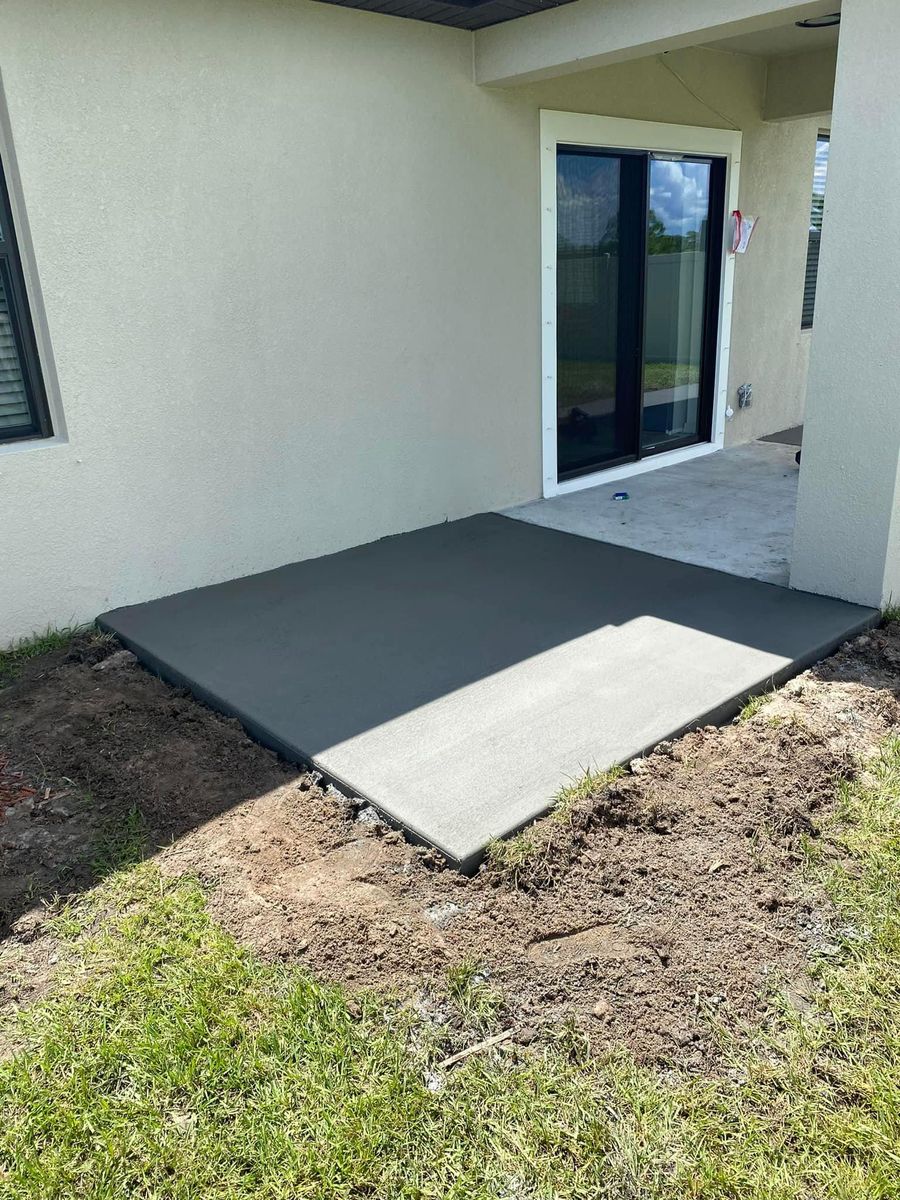 Patio Design & Construction for Green Hammer Concrete in Palm Bay, Florida